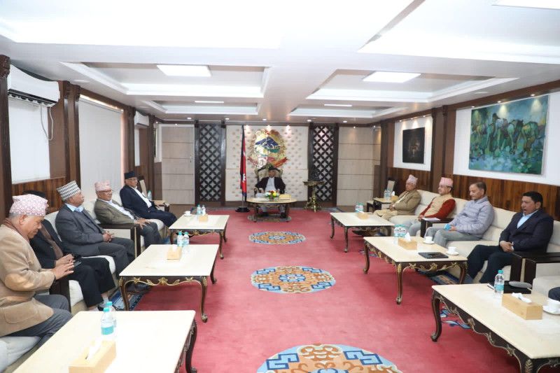 बालुवाटारमा सुरु भयो सत्ता गठबन्धनको बैठक 